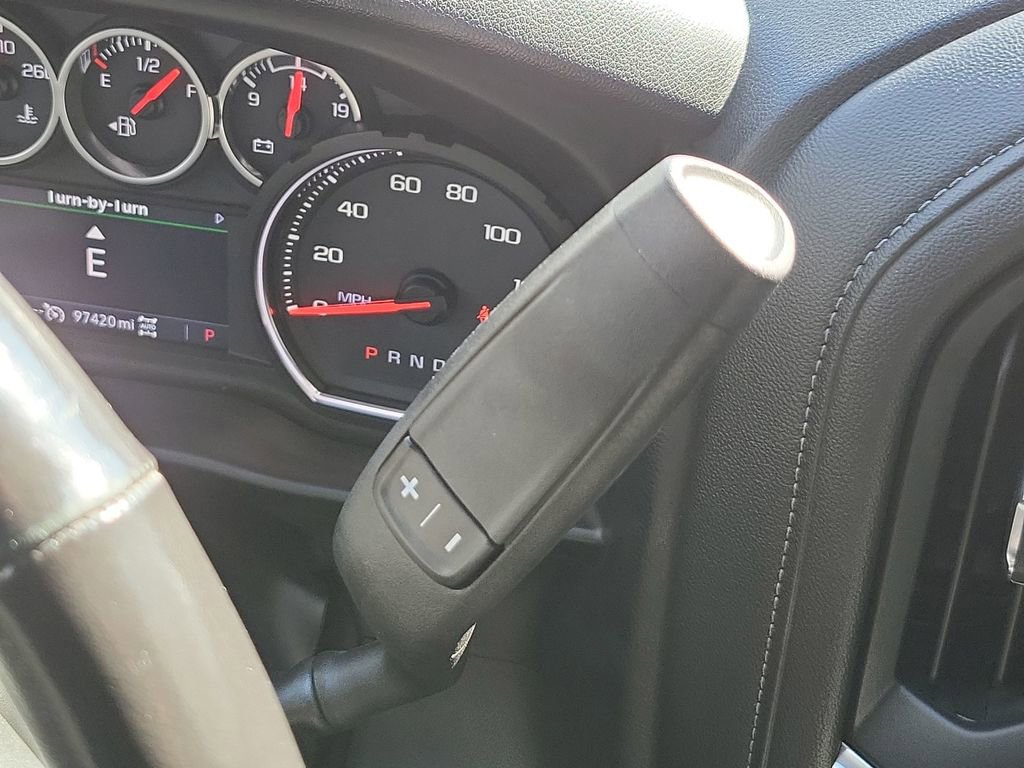 2020 Chevrolet Silverado 1500 RST photo 15