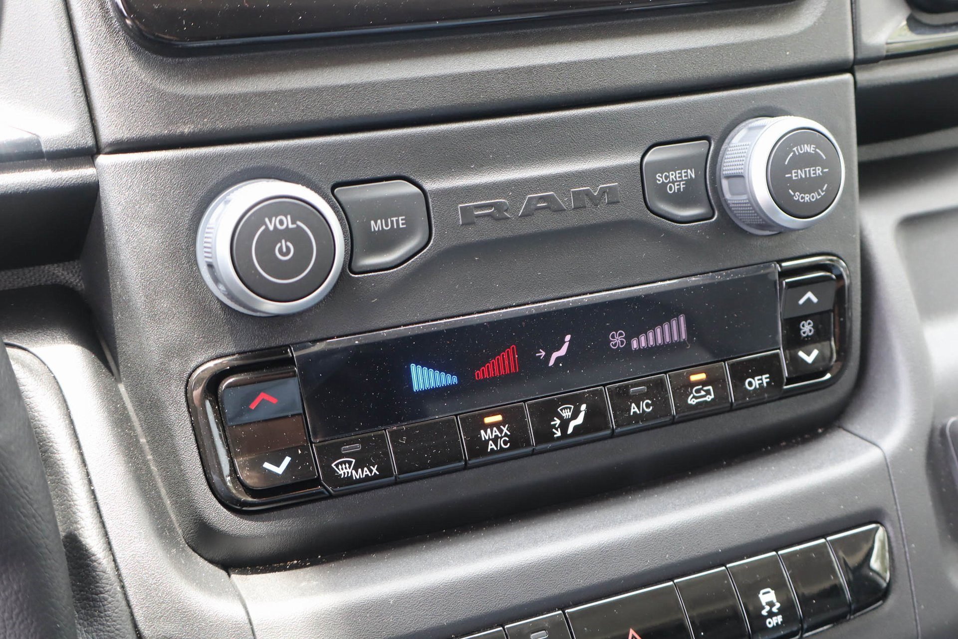 2025 Ram ProMaster 3500 photo 10