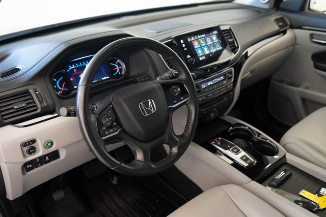 2019 Honda Pilot Touring photo 2