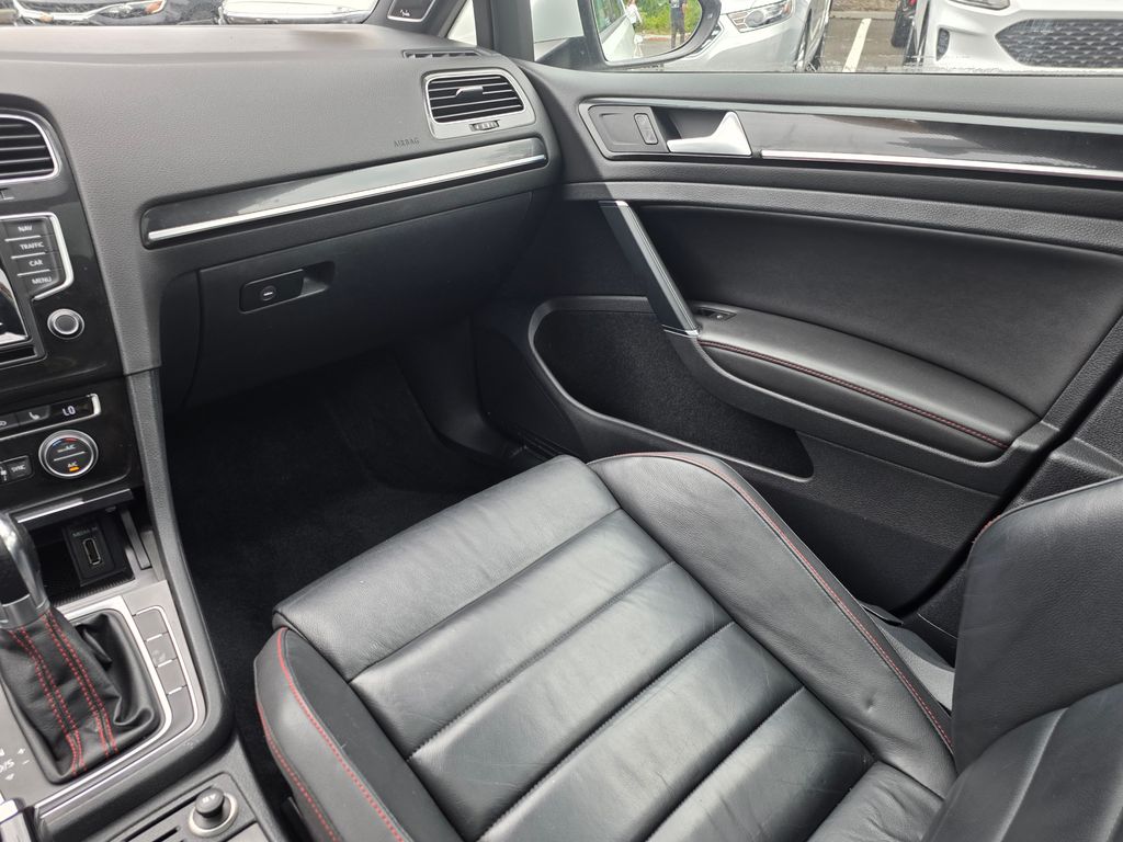 2015 Volkswagen Golf GTI Autobahn photo 13