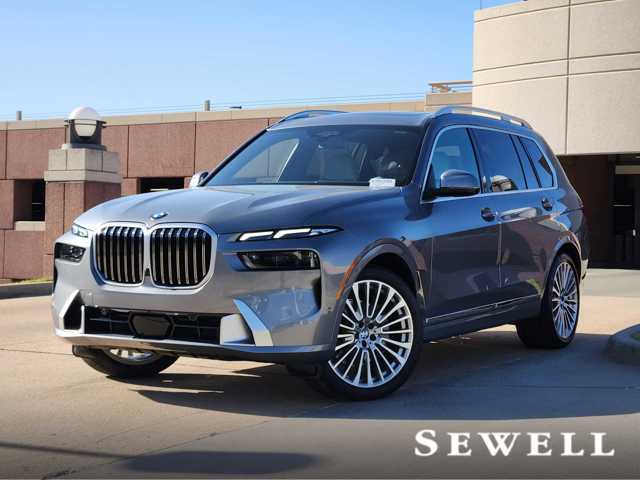 2026 BMW X7 40i's photo
