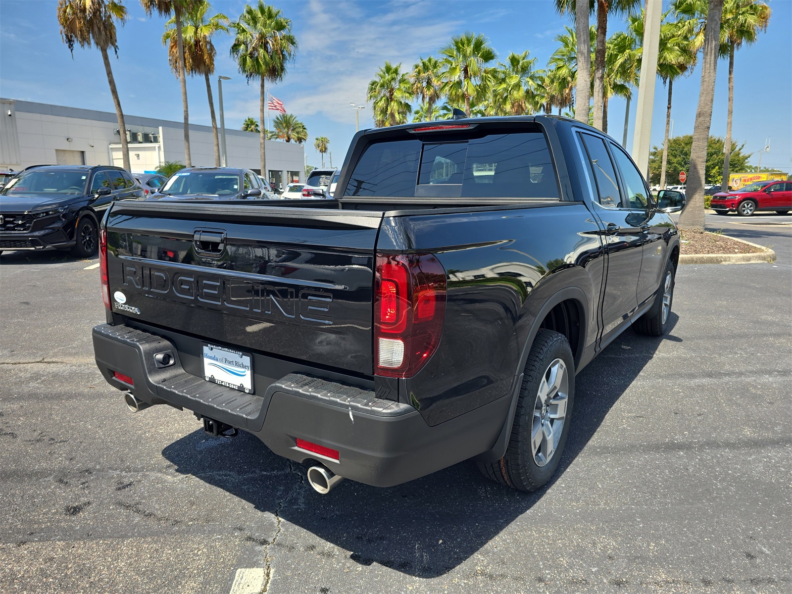 2025 Honda Ridgeline RTL photo 2