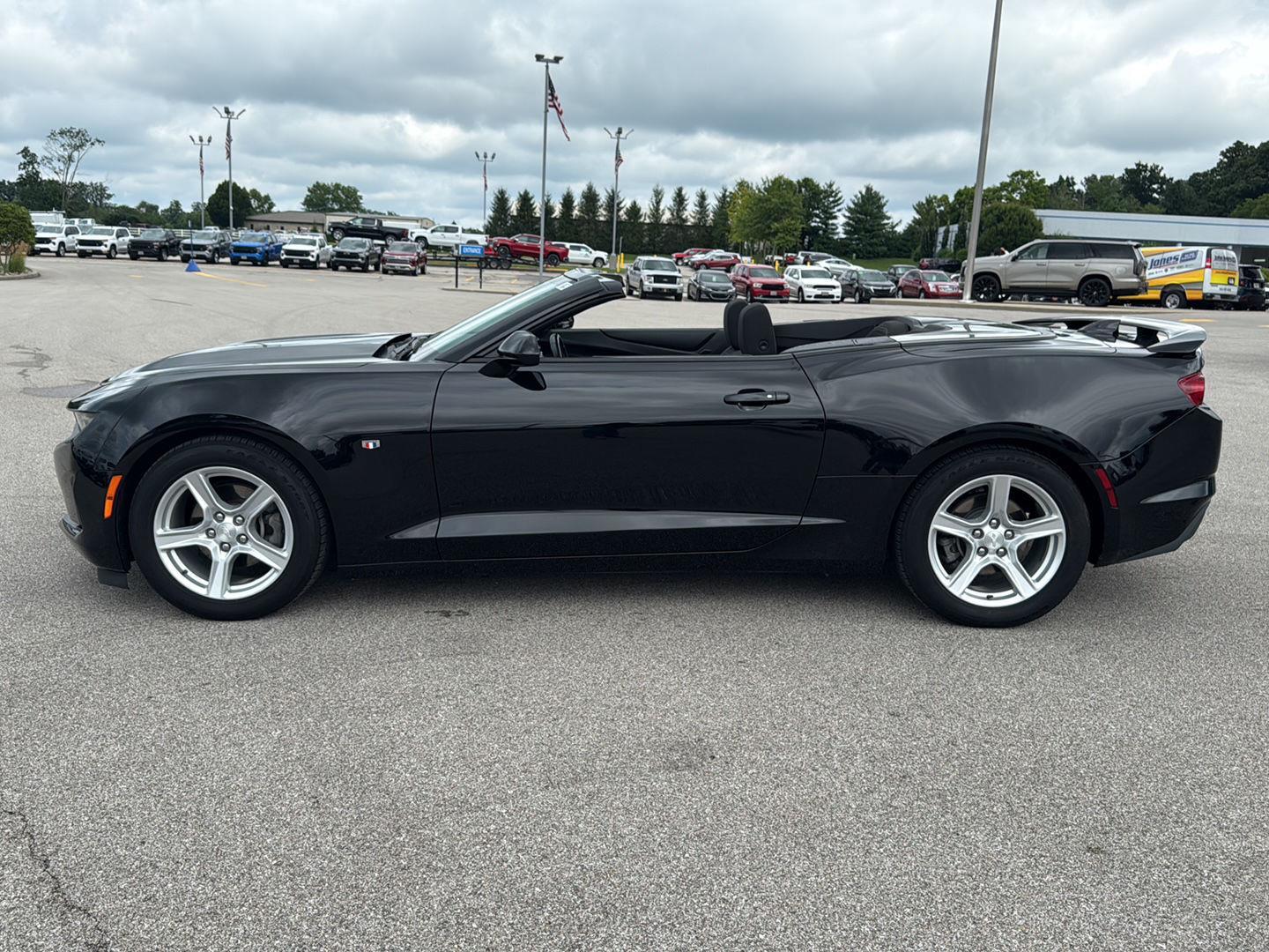 2020 Chevrolet Camaro 1LT photo 3