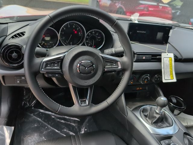 2025 Mazda MX-5 Miata Miata Sport photo 4