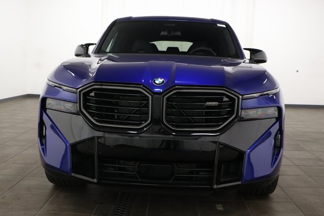 New 2025 Blue BMW Base image 2