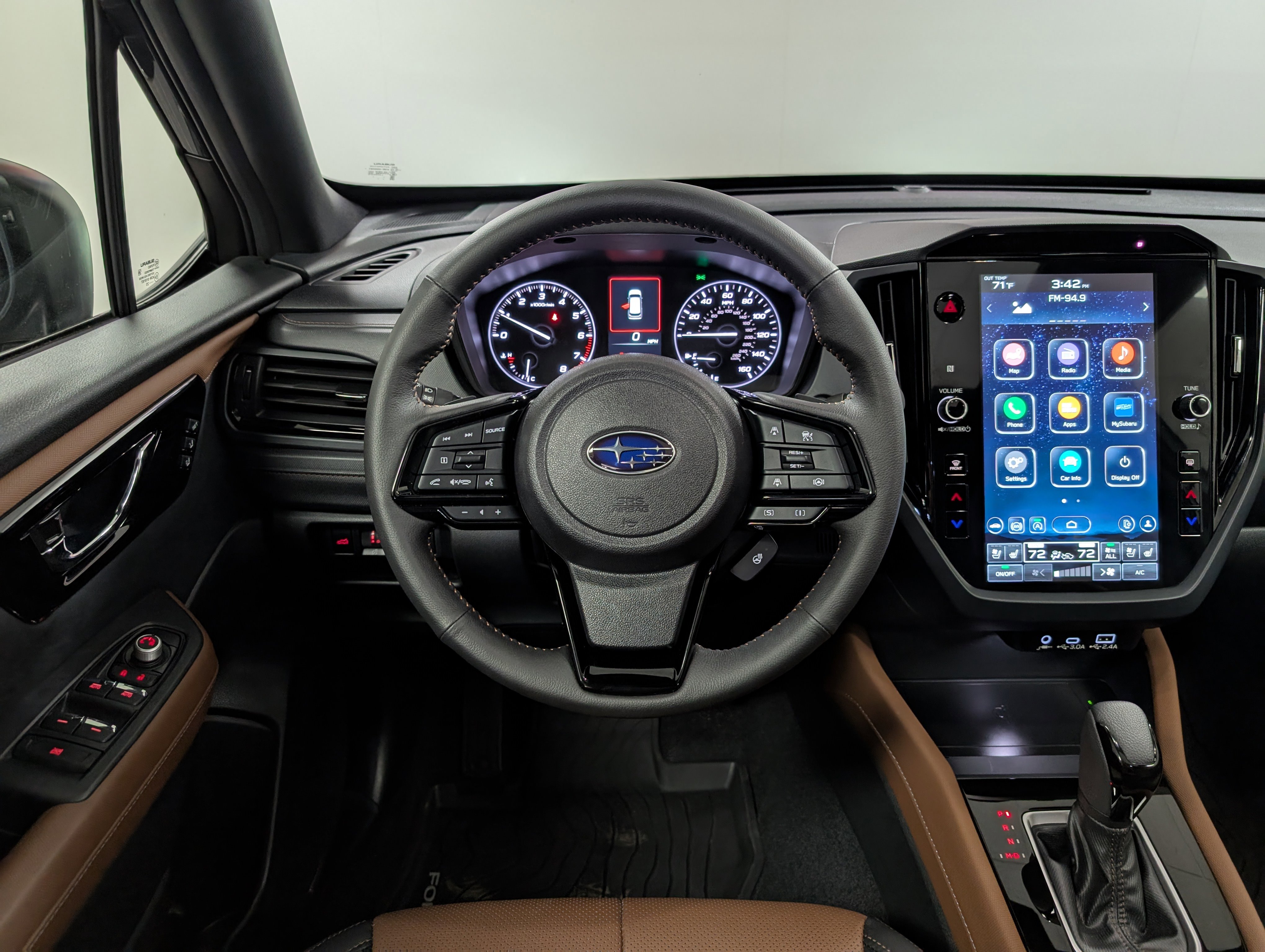 2025 Subaru Forester Touring photo 6
