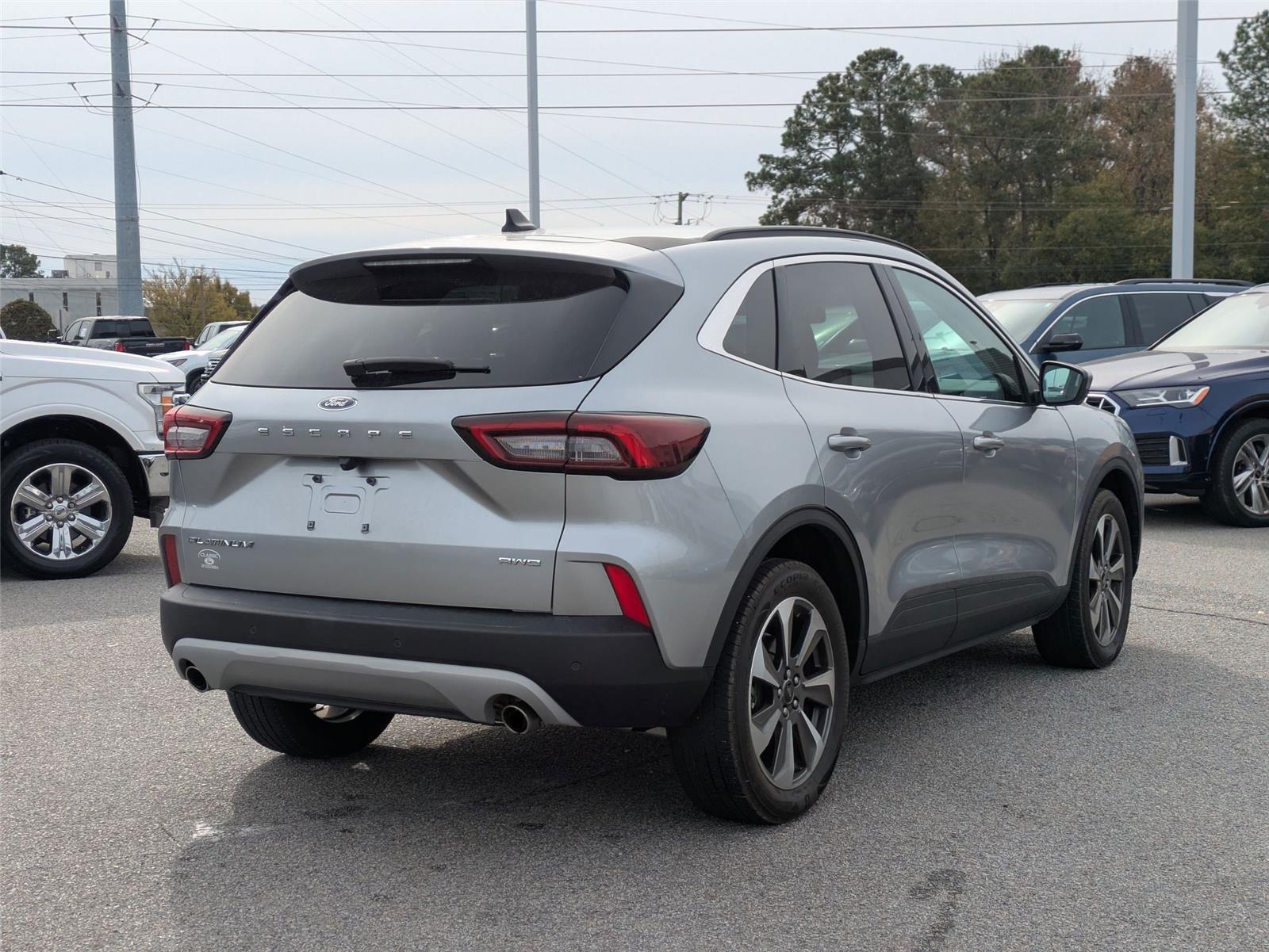 2023 Ford Escape Platinum photo 4