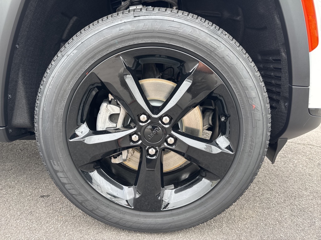2025 Jeep Grand Cherokee Altitude X photo 12