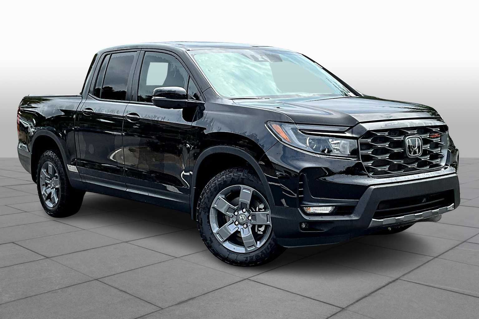 2025 Honda Ridgeline TrailSport photo 2