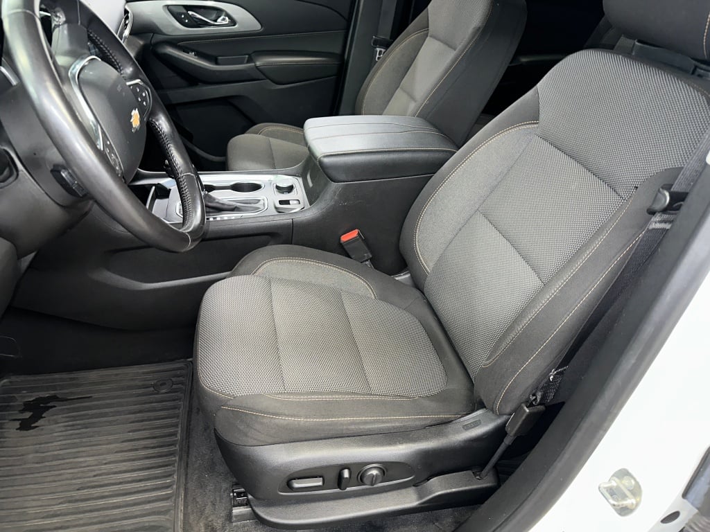 2019 Chevrolet Traverse Cloth photo 2