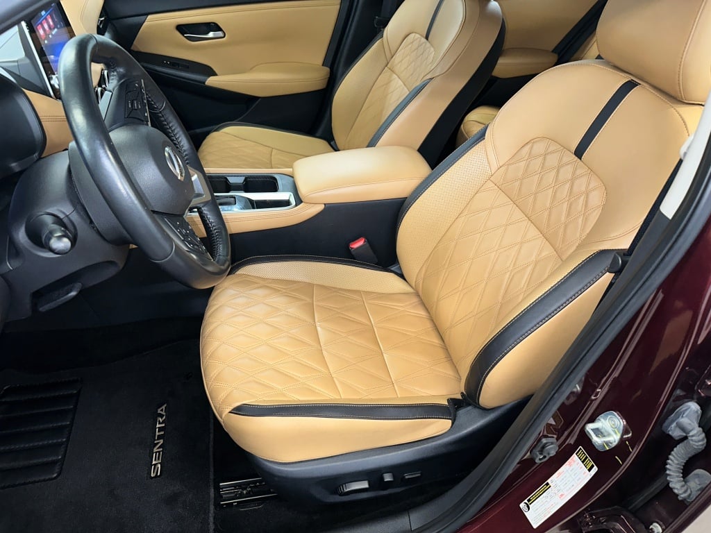 2023 Nissan Sentra SV photo 2