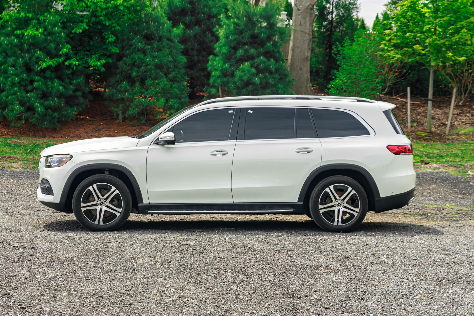 2020 Mercedes Benz GLS 450 4MATIC photo 4