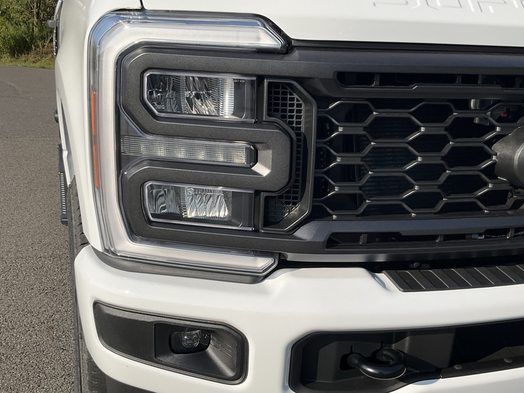 2026 Ford F-350 XL photo 2