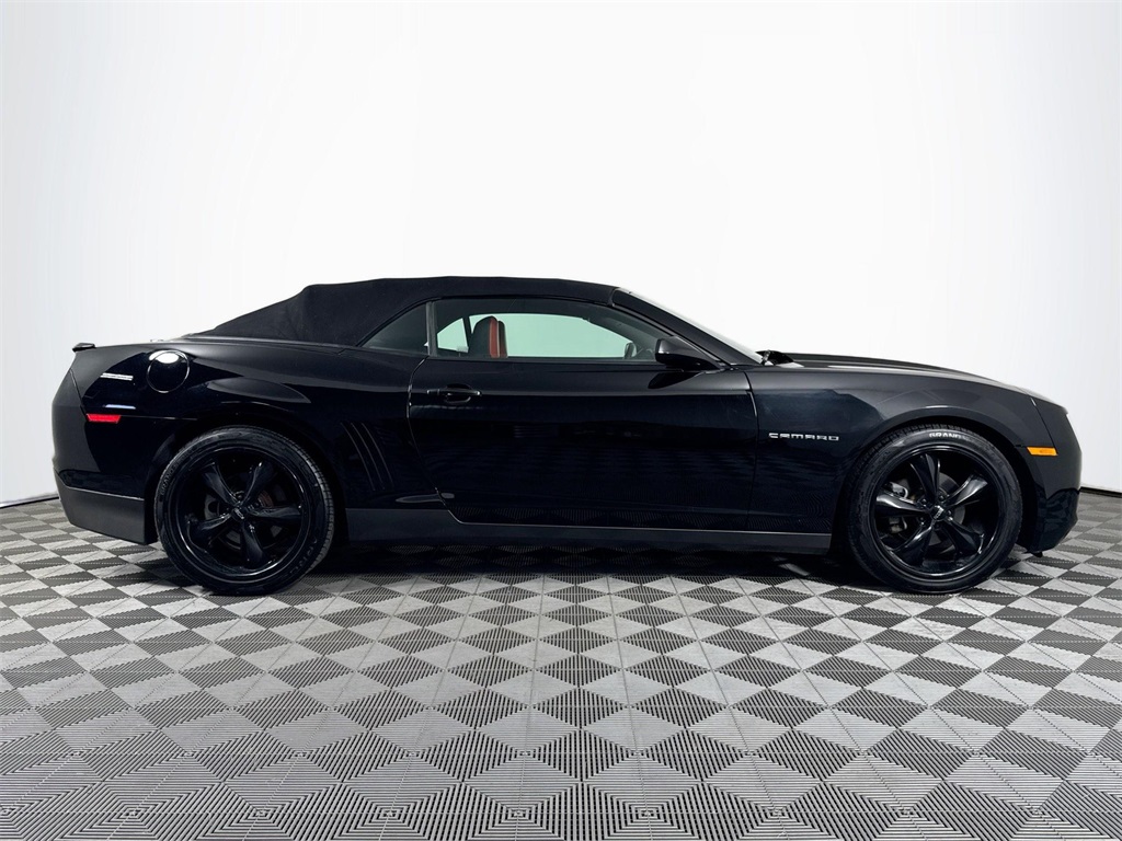 2013 Chevrolet Camaro 2LT photo 4
