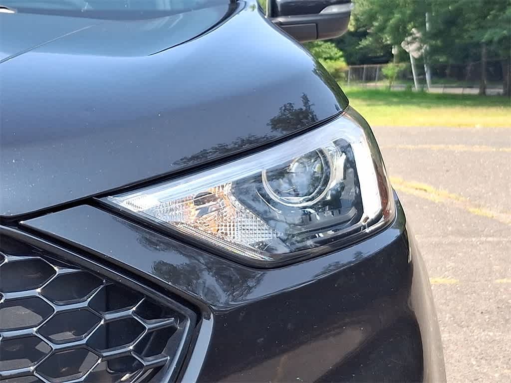 2023 Ford Edge ST photo 26