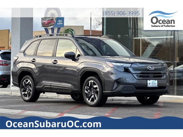 2025 Subaru Forester Premium's photo