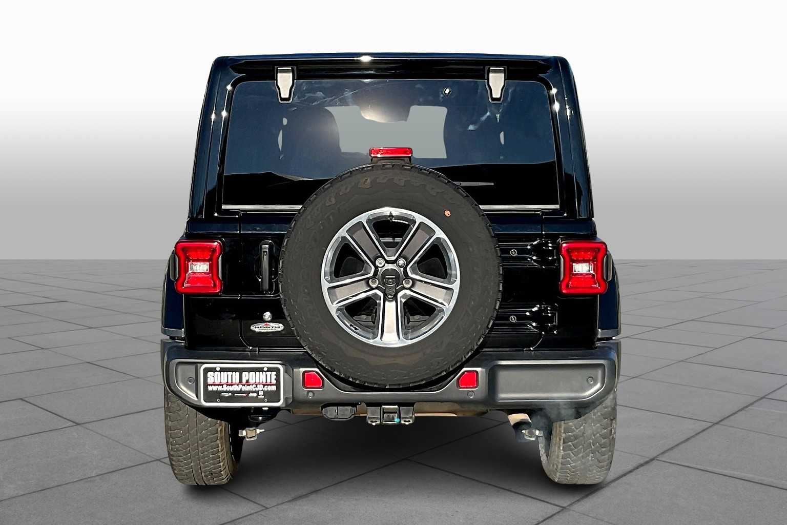 2020 Jeep Wrangler Unlimited North Edition photo 4