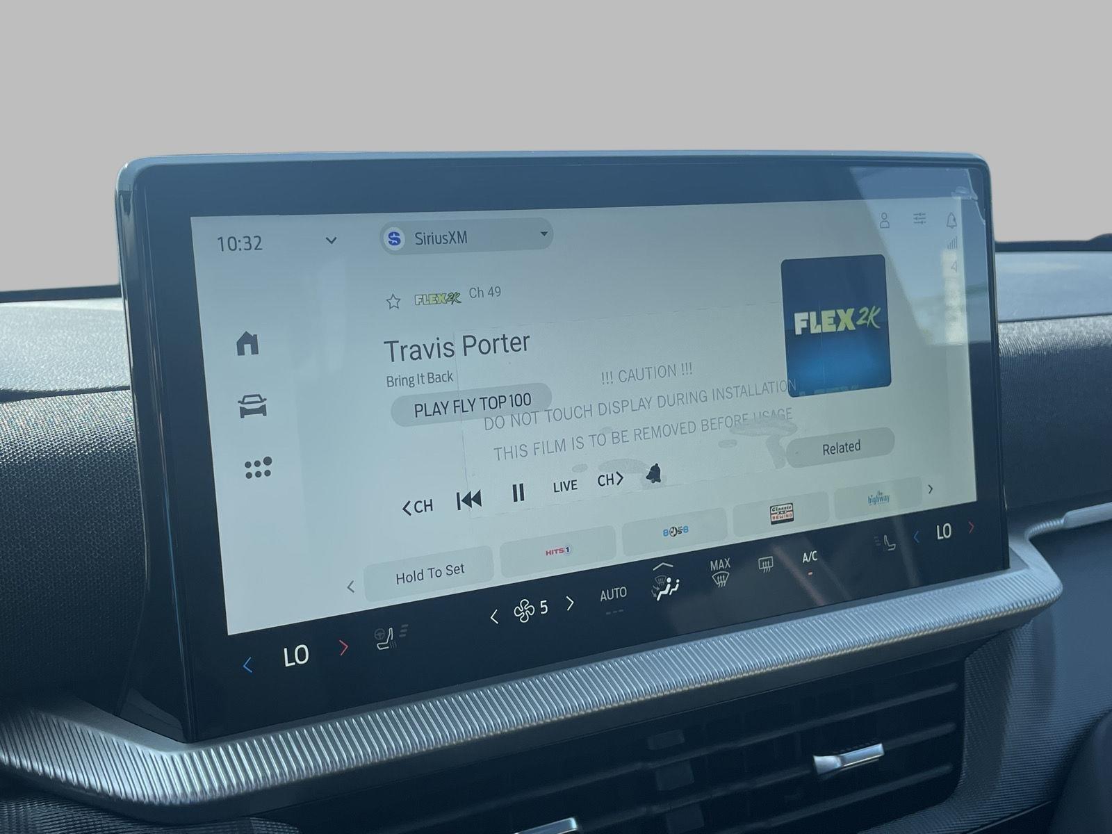 2025 Ford Explorer ST photo 30