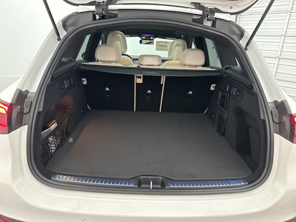 2026 Mercedes Benz GLC 300 4MATIC photo 23