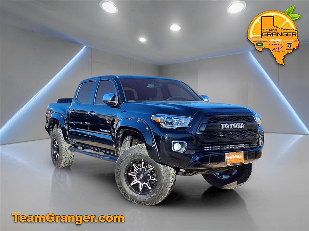 2016 Toyota Tacoma Limited's photo