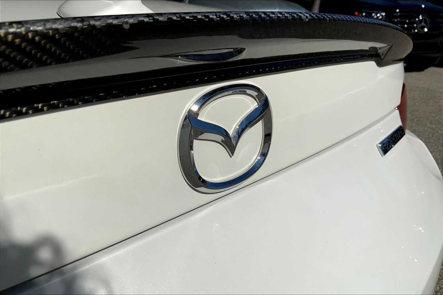 2022 Mazda MX-5 Miata Miata Grand Touring photo 9