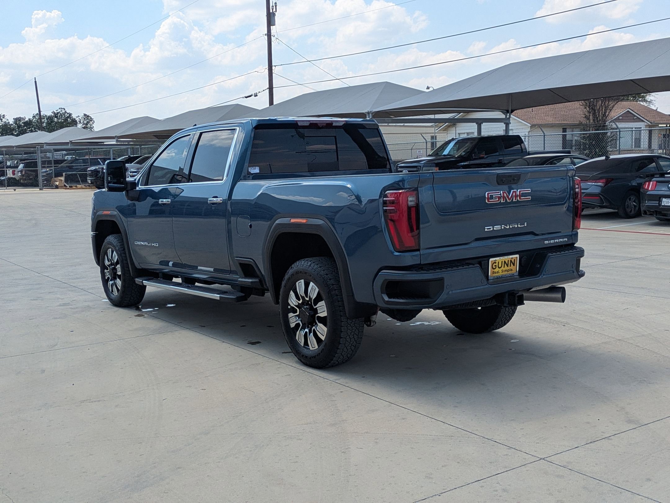 2024 Gmc Sierra HD Denali photo 4