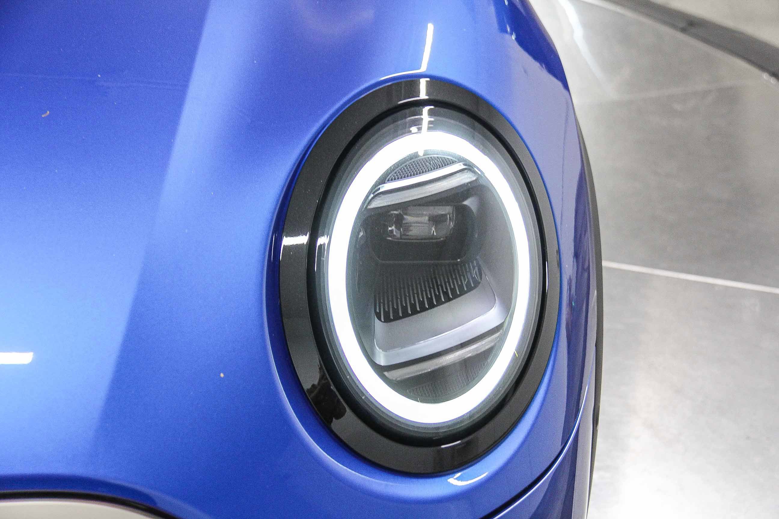 2026 Mini Cooper Hardtop S 4 Door Iconic photo 10