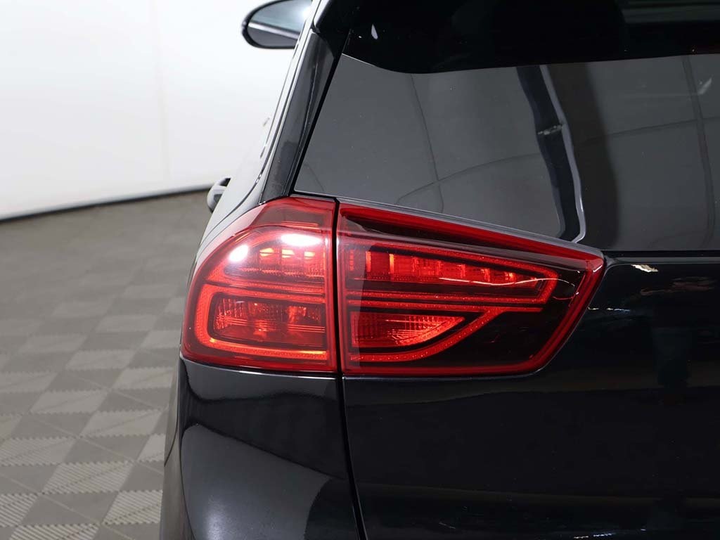 2020 Kia Niro Touring Special Edition photo 4