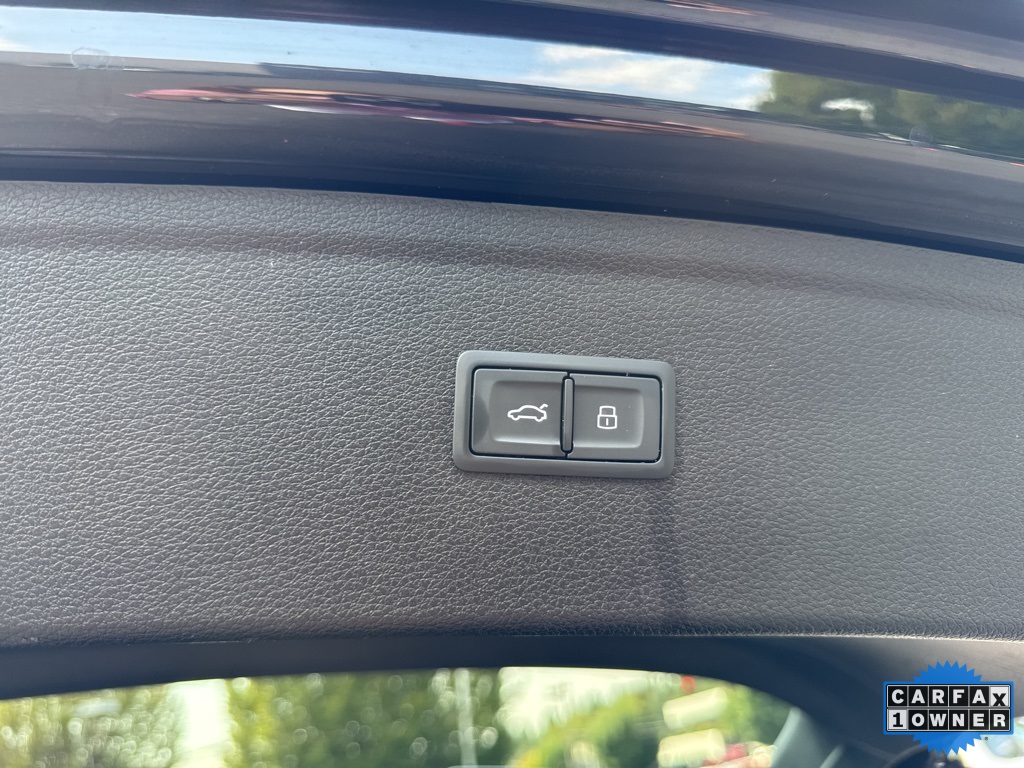 2020 Audi Q5 Premium Plus photo 12