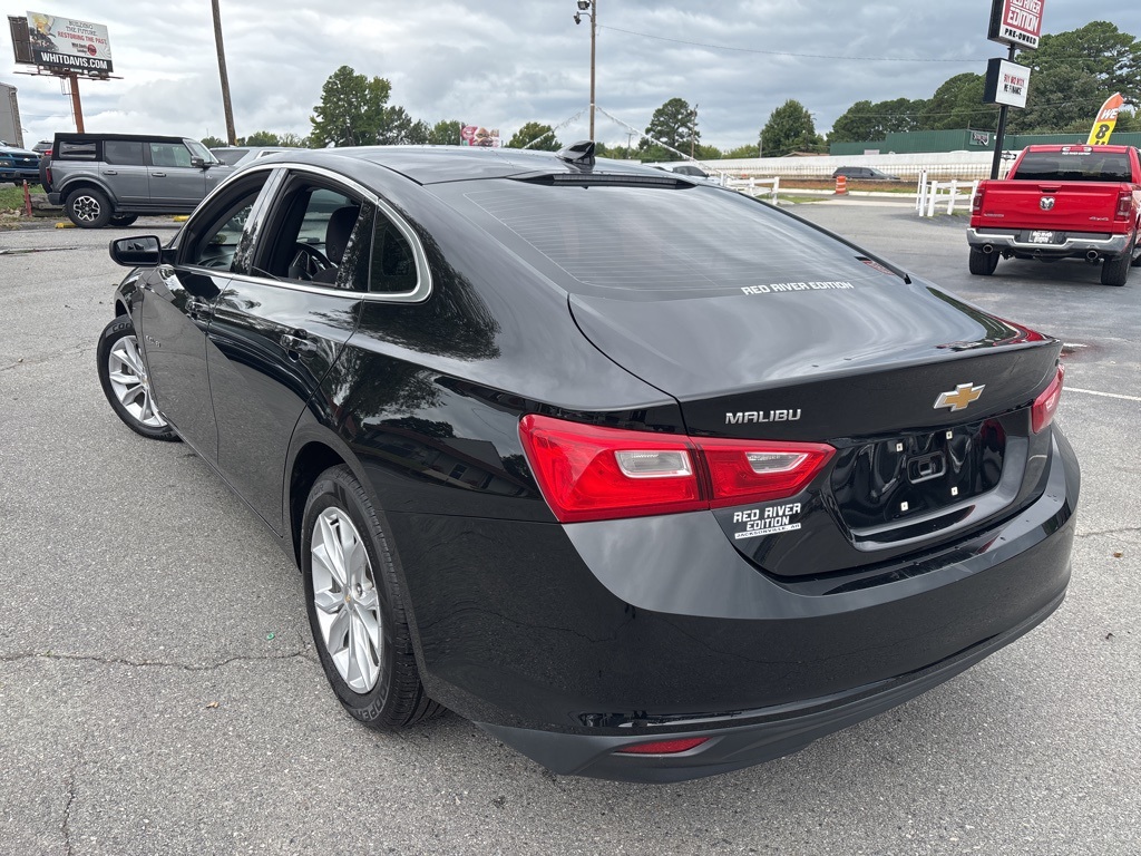 2023 Chevrolet Malibu 1LT photo 3