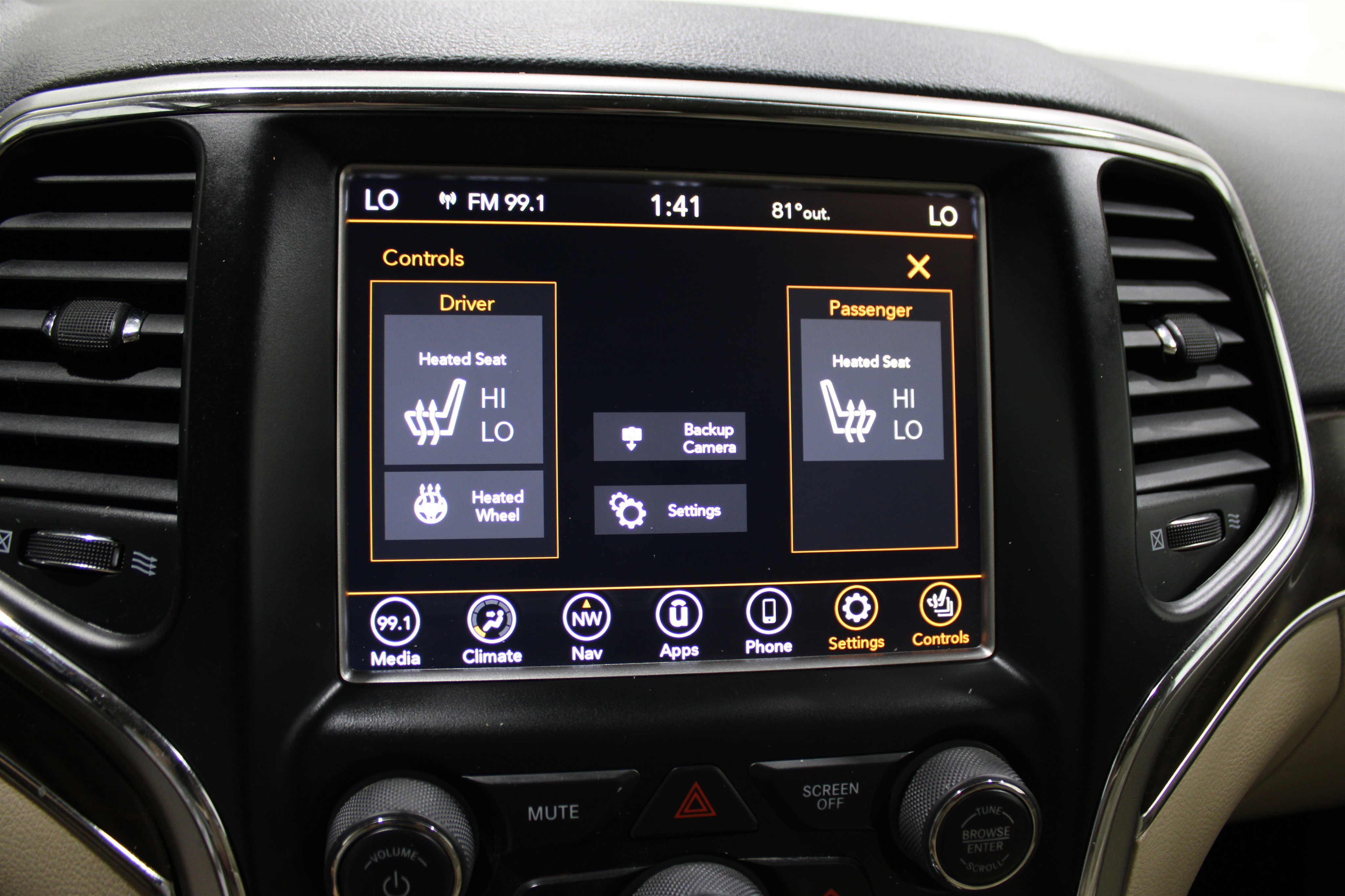 2018 Jeep Grand Cherokee Limited photo 17