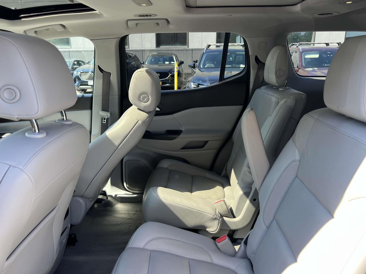 2017 Gmc Acadia SLT photo 8