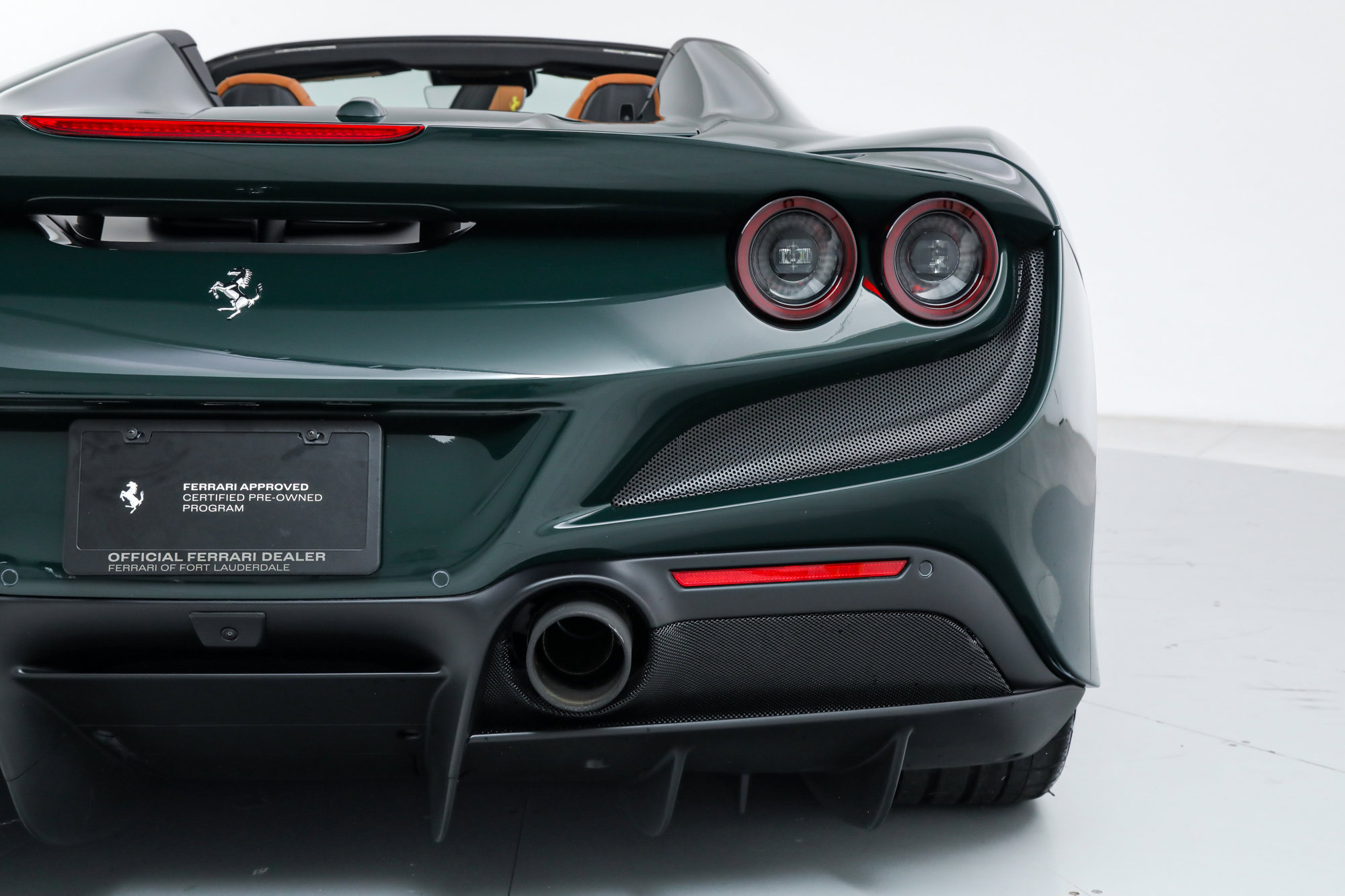 2022 Ferrari F8 Spider photo 27