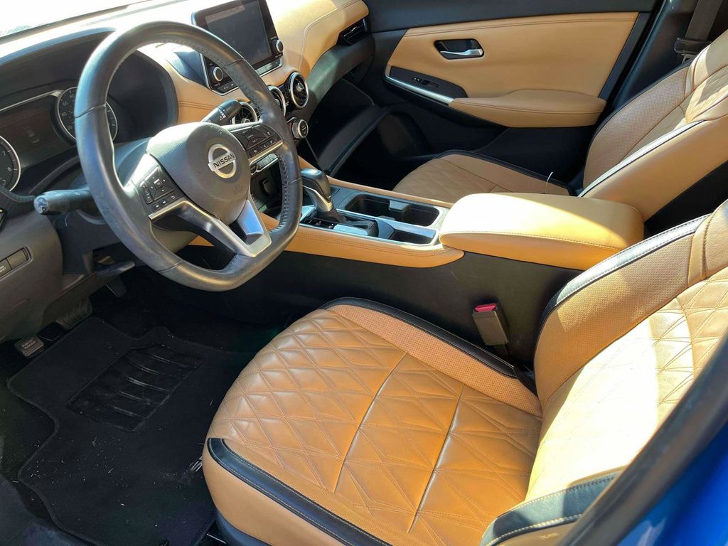 2020 Nissan Sentra SV photo 5