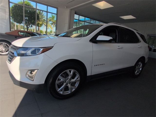 2020 Chevrolet Equinox LT photo 3