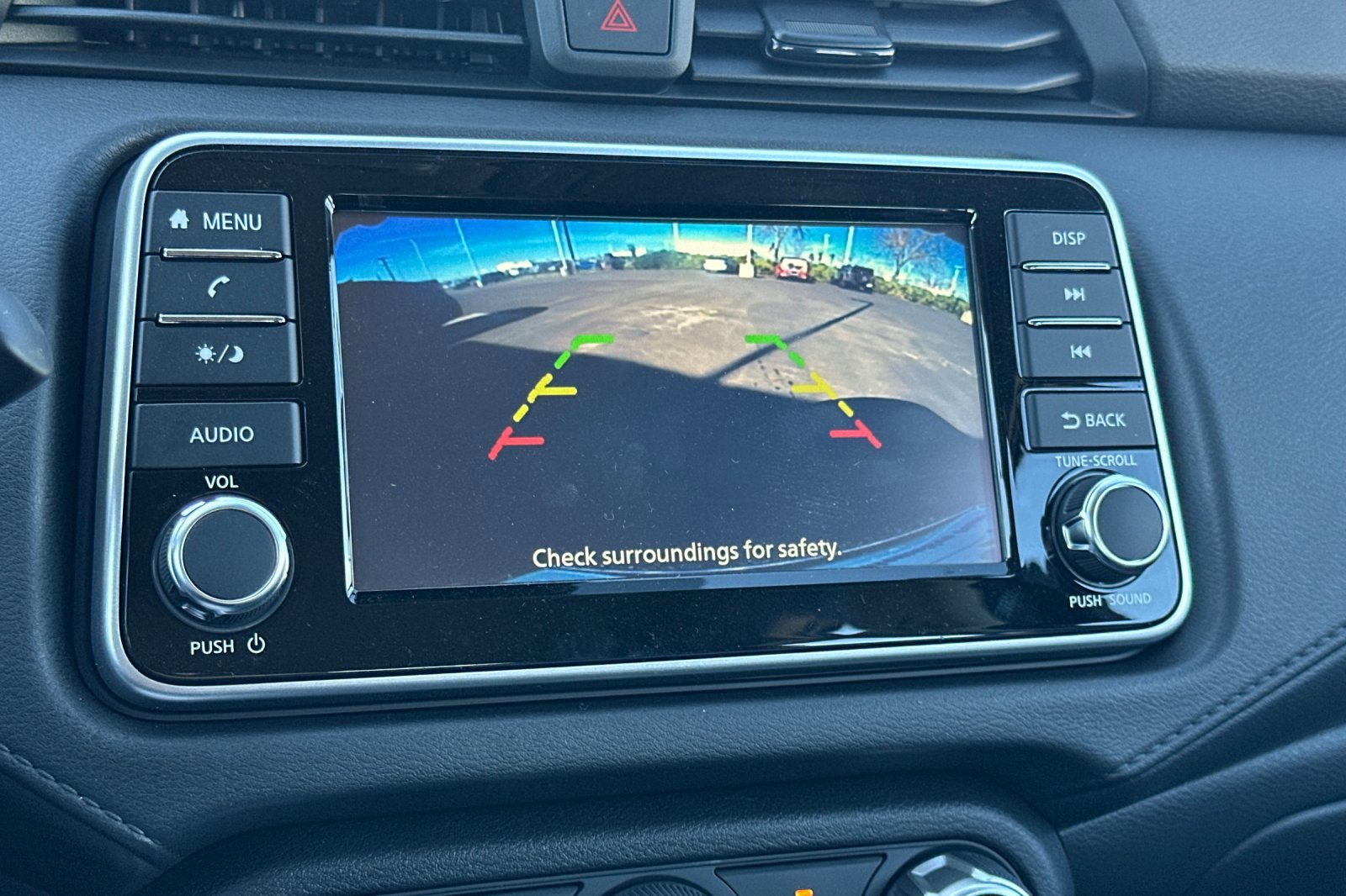 2025 Nissan Versa S photo 13