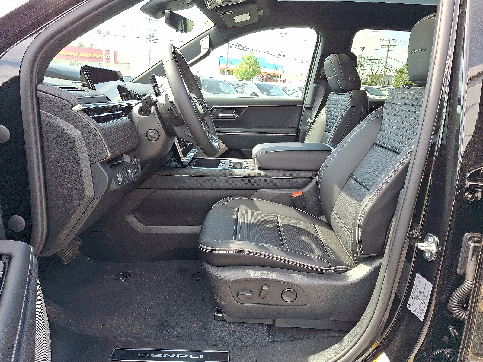 2025 Gmc Sierra EV Denali photo 6
