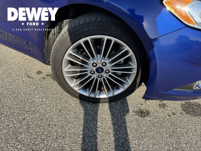 2016 Ford Fusion SE photo 33