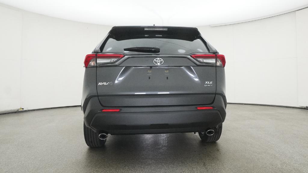 2025 Toyota RAV4 Hybrid XLE photo 17