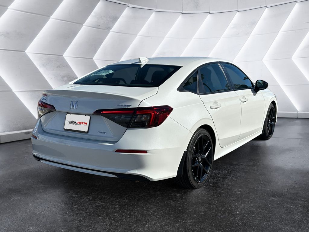 2025 Honda Civic Hybrid Sport Touring photo 4