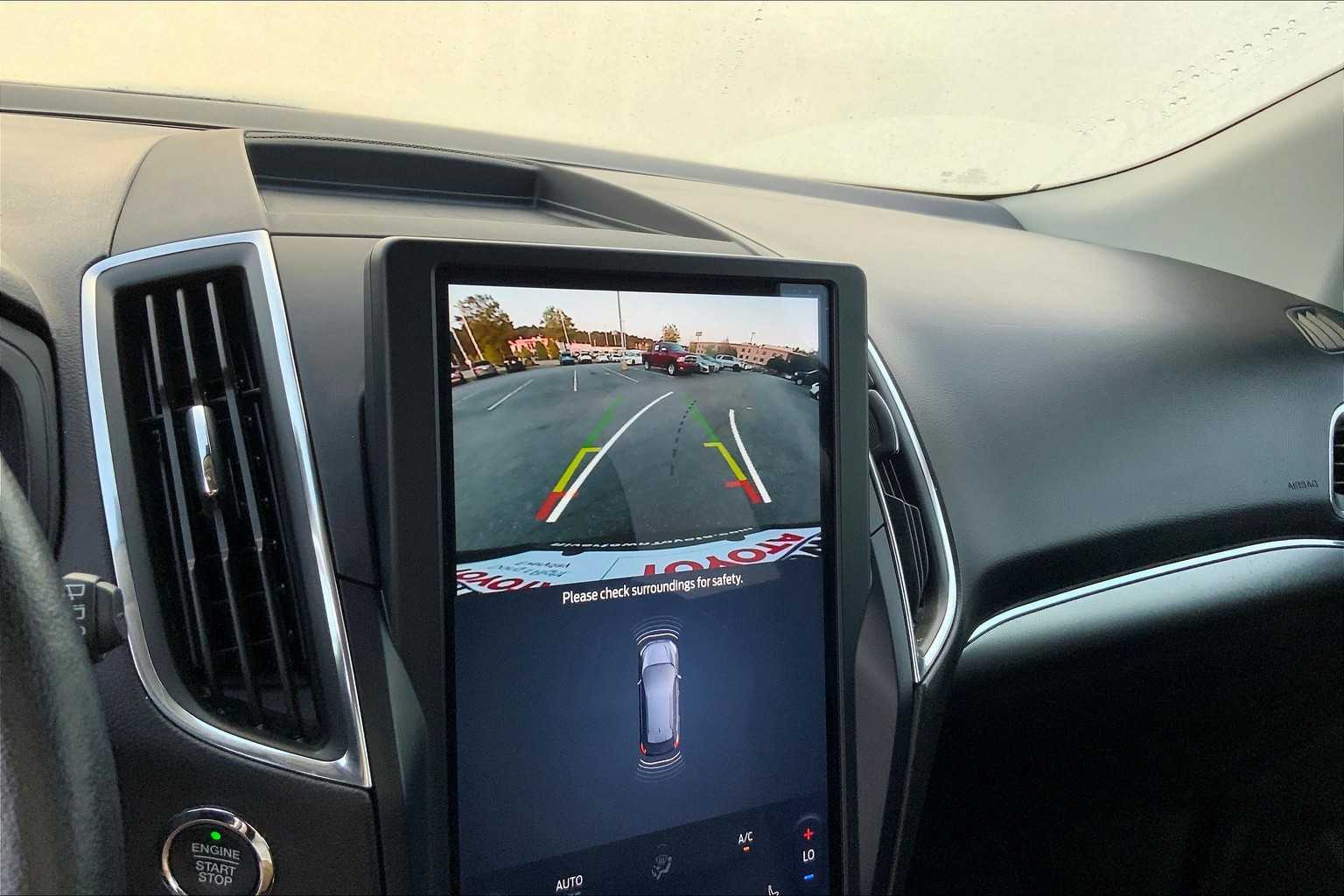 2023 Ford Edge Titanium photo 27