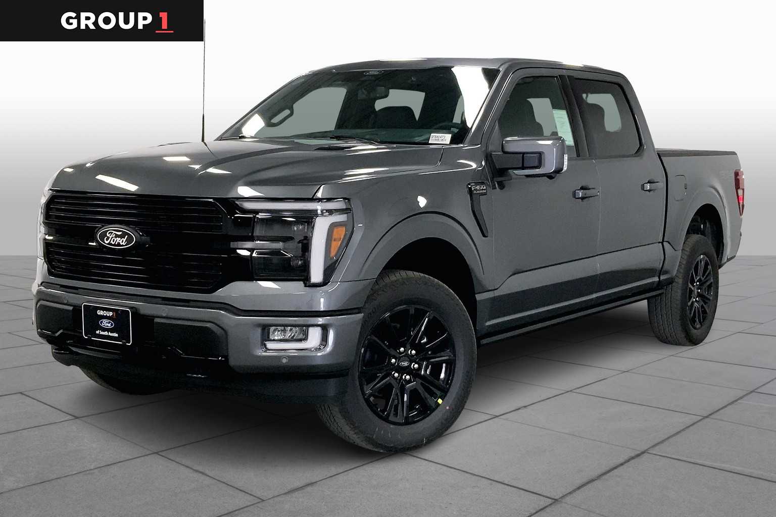 2025 Ford F-150 Platinum's photo