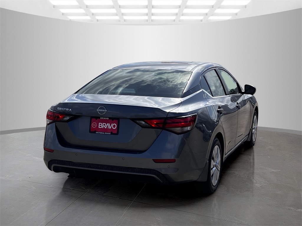 2025 Nissan Sentra S photo 5