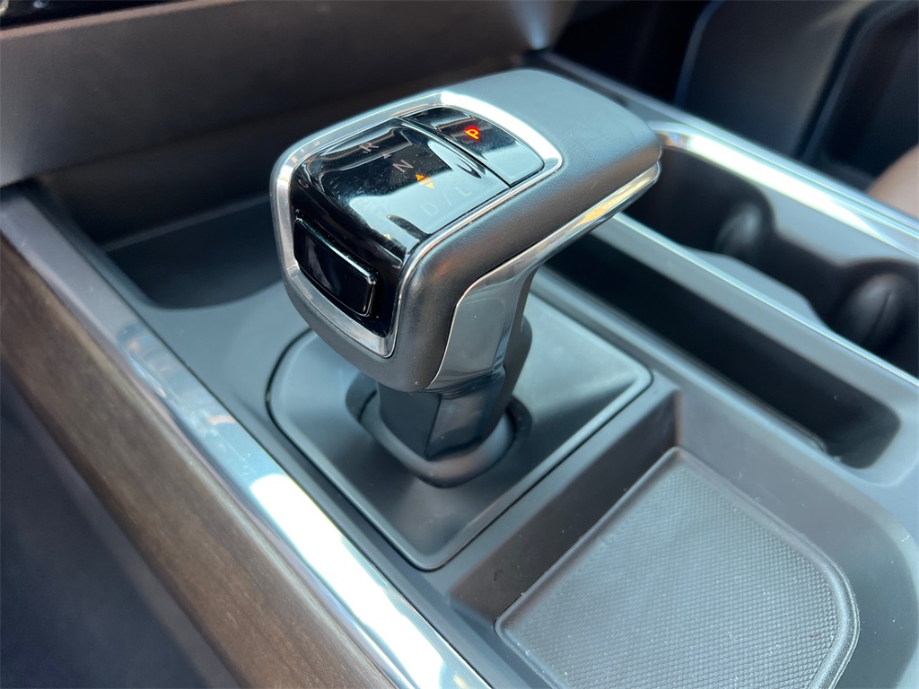 2024 Chevrolet Silverado 1500 High Country photo 29