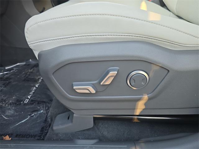 2026 Hyundai Santa Fe SEL photo 11