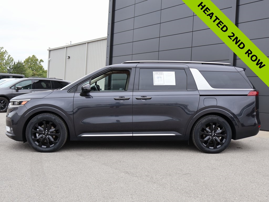 2024 Kia Carnival SX Prestige photo 2