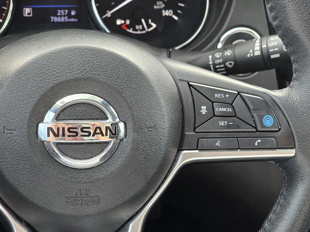 2020 Nissan Rogue SV photo 13