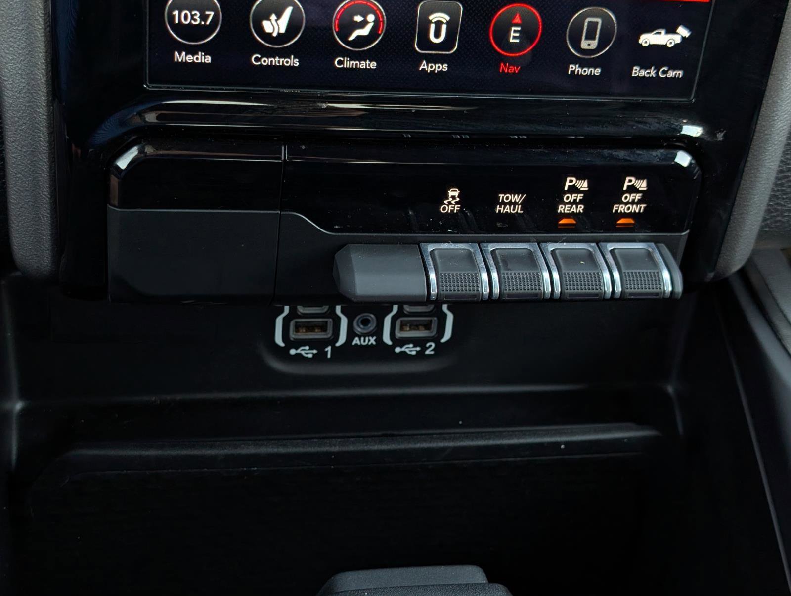 2020 Ram 1500 Rebel photo 17
