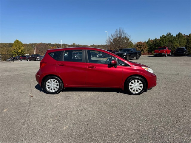 2014 Nissan Versa Note SV photo 3