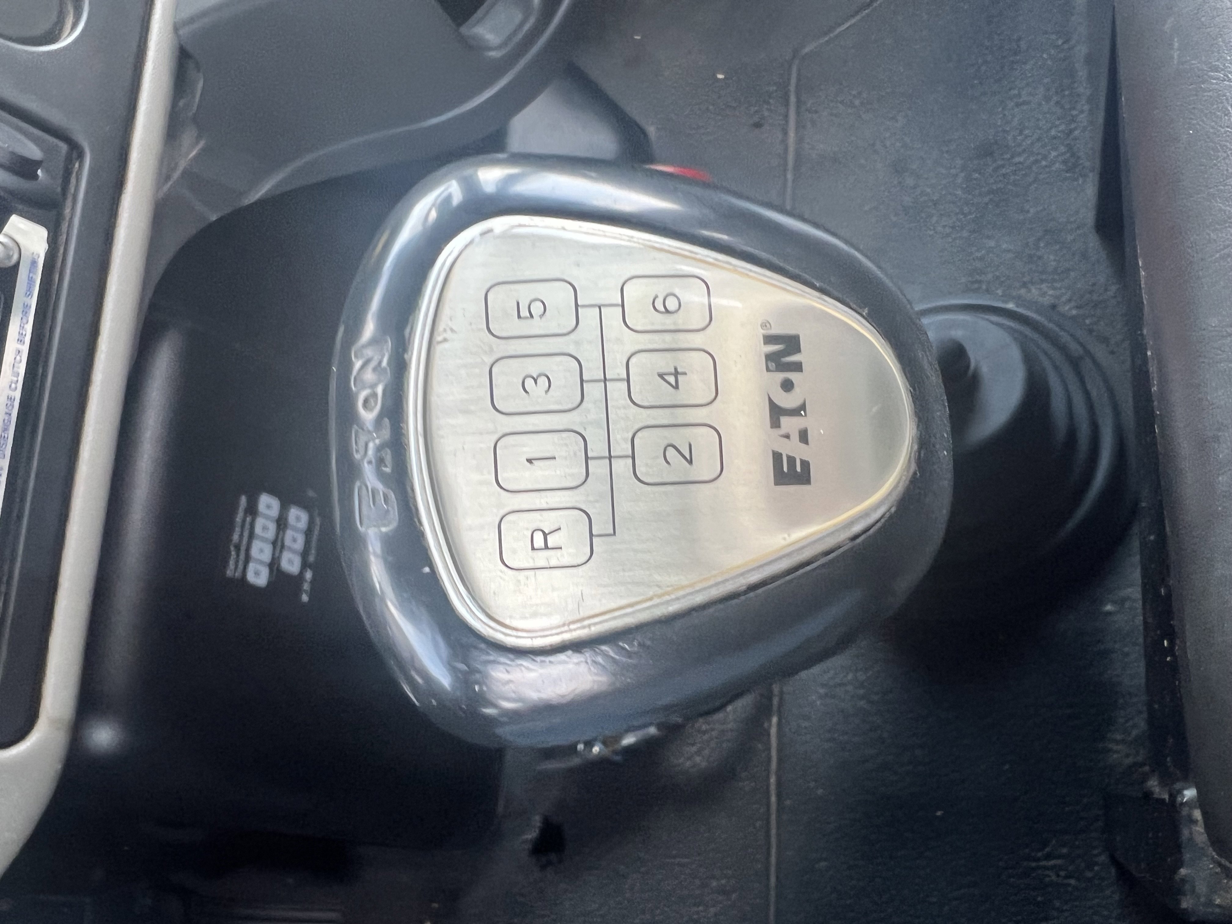 2018 International 4300 DuraStar 4300 photo 3